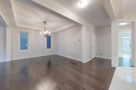 For Lease - 532 Barons Street, Vaughan, Ontario - Photo 3