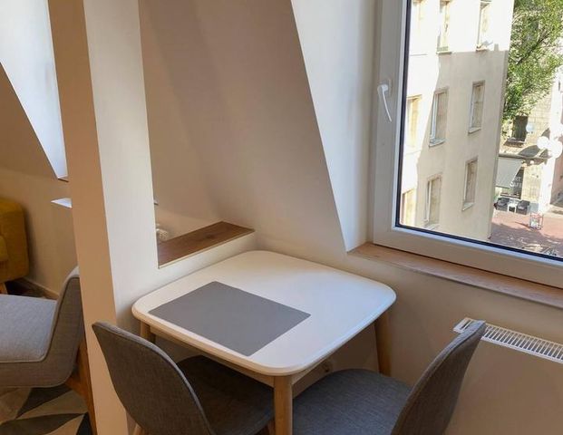 Top Maisonettewohnung voll möbliert im Trendviertel Gostenhof - Photo 1