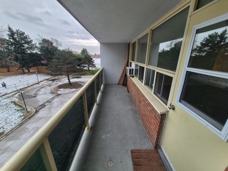 For Lease - 270 Palmdale Drive Unit# 305, Toronto, Ontario - Photo 2