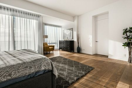1288 Av. des Canadiens-de-Montréal, Apt. PH-..., QC, CA, Montreal - Photo 3