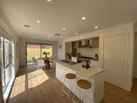 Brand New Family Home - Photo 4