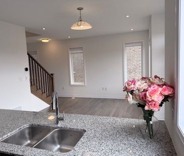 For Lease - 3210 Crystal Drive, Oakville, Ontario - Photo 2