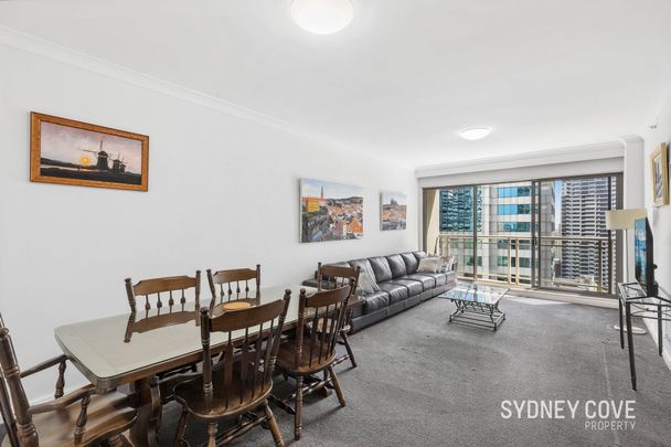 FULLY FURNISHED HYDE PARK LOCATION | Furnished - Photo 1