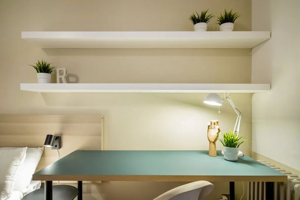 Avinguda de la Riera de Cassoles, Barcelona, Catalonia 08012 - Photo 1