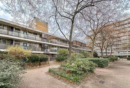 Churchill Gardens, London, SW1V - Photo 5