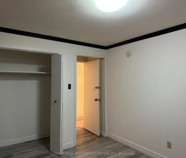 1294 Forest Hill #Lower - Photo 1