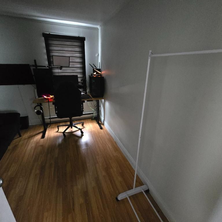 4 1/2 à louer - Photo 1