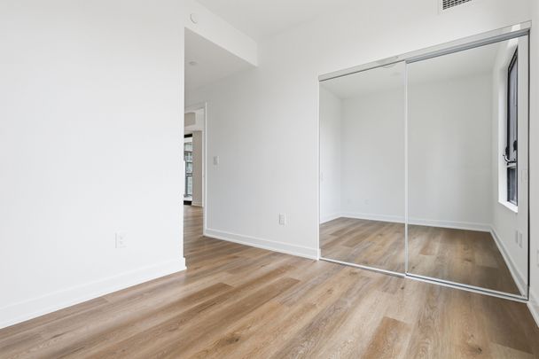 For Lease - 2075 Lakeshore Road Unit# 609, Burlington, Ontario - Photo 1