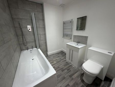 2 bedroom flat to rent - Photo 3