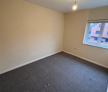 2 bedroom maisonette to rent - Photo 4