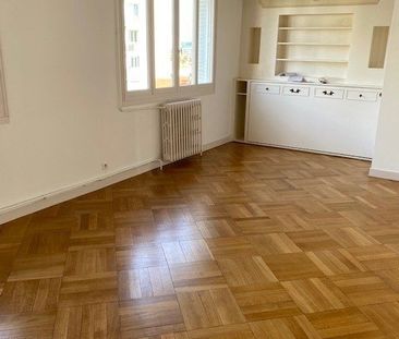 Appartement T2 A Louer - Lyon 4eme Arrondissement - 51.81 M2 - Photo 4