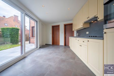 ZULTE - Karaktervolle en aangename woning nabij centrum Olsene - Photo 2