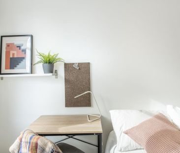 1 bedroom in a house share to rent - Photo 3