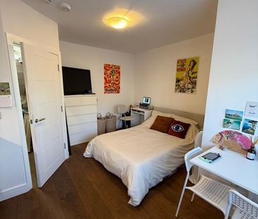 Studio Flat, Ballards Lane, N3 - Photo 2