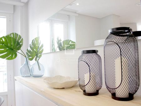 2 bedroom luxury Flat for rent in Madrid, Autonomous Region of Madrid - Photo 2