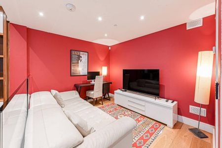 3 bedroom mews to rent - Photo 2