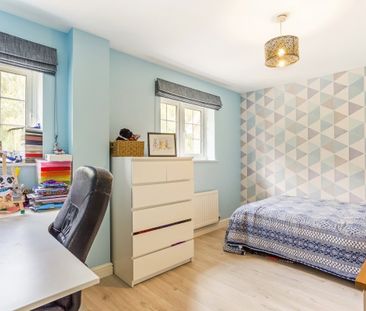 5 bedroom detached house to rent - Photo 3