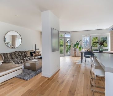 1051HG, Amsterdam - Photo 1