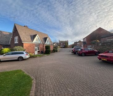 Scholars Court, Cross Street, Neston - Photo 1