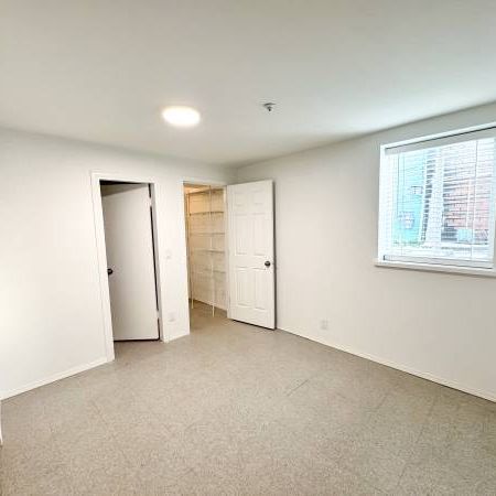 1 Bed + 1 Bath in Kitsilano, Available to Rent Feb 15th or Mar 1st - Photo 3