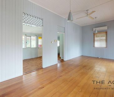 Conveniently Located Home! - Photo 3