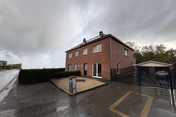 Instapklare woning met 3 slpks op rustige locatie in Hasselt - Photo 1