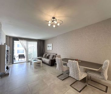 Alquiler de piso en Calle los Avellanos, 14 - Photo 2