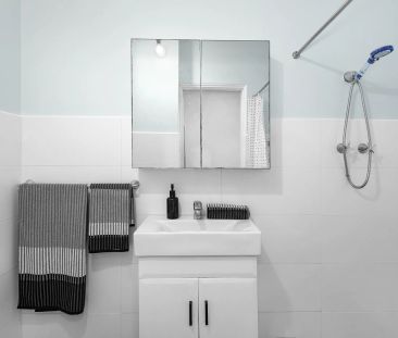 Centrally Located Beach Pad - Photo 1