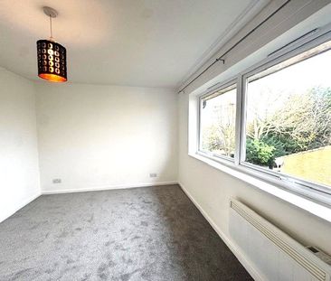 St. Arvans Close, Croydon, CR0 5UR - Photo 3