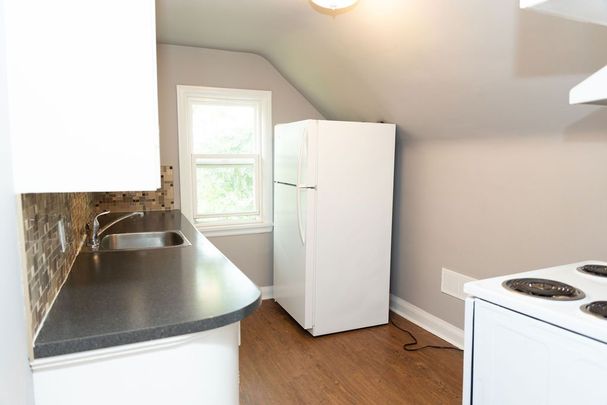 For Lease - 544 Ontario Street, St. Catharines, Ontario - Photo 1