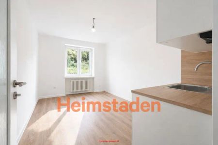 Pronájem bytu 1+kk 17 m - Fotografie 3