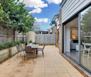 3 Bedroom townhouse - Photo 2
