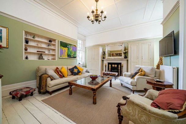 Strawberry Hill Road, Twickenham, TW1 - Photo 1