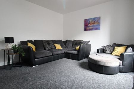 Urquhart Road, First Floor Left, AB24 - Photo 2