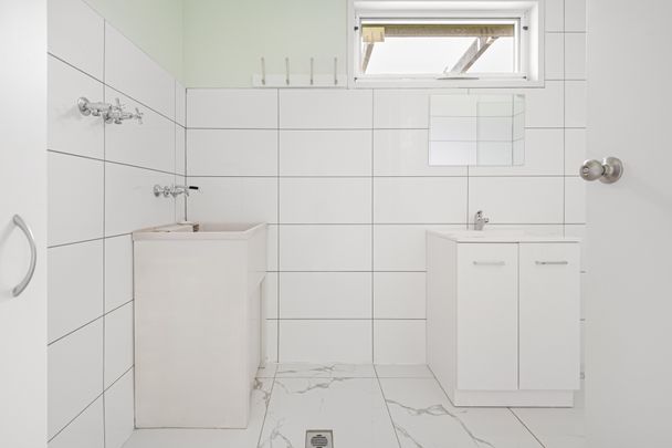 Country Charm - Photo 1