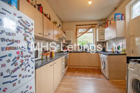 11 Richmond Mount, Leeds, LS6 1DG - Photo 3