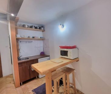 Mieszkanie dwupokojowe z bloku z windą przy ul. Strowiślnej - Zdjęcie 1