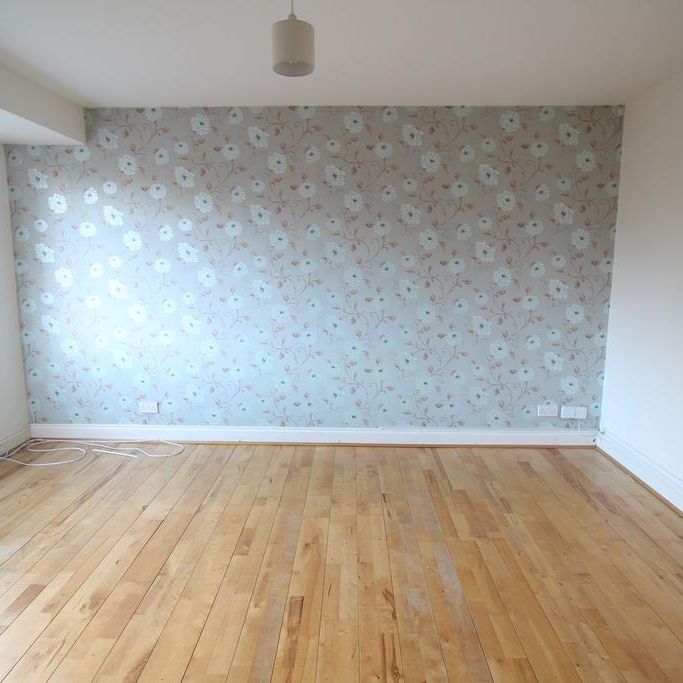 2 bedroom maisonette to rent - Photo 1