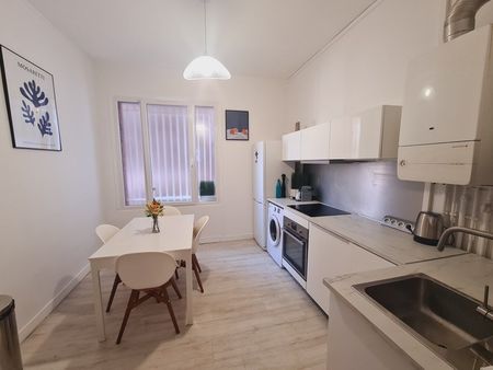 Location Maison 2 pièces 57m² - Photo 2