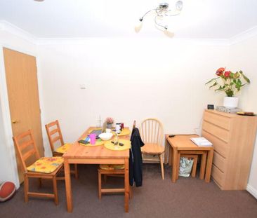 2 bedroom townhouse to rent - Photo 2