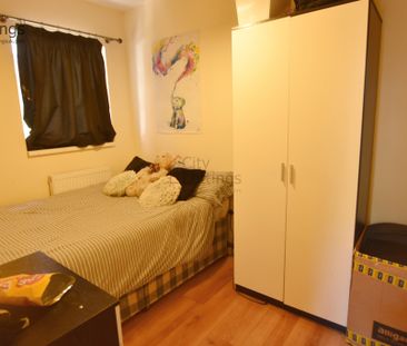 1 Bedroom Flat - Photo 1