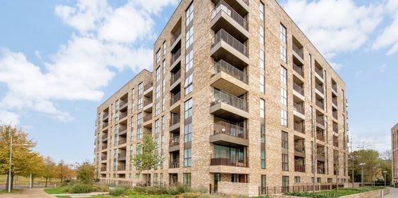 3 Bed Flat, Lakeside Drive, NW10 - Photo 3