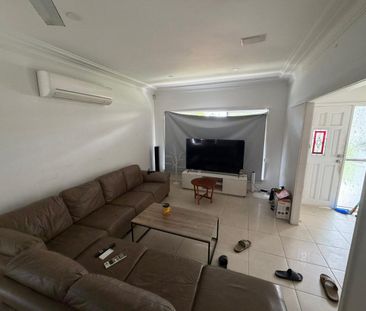 Spacious Family Home in a Prime Blacktown Location - Photo 1