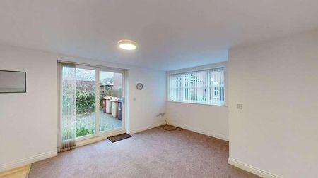 Dale Street East, Horwich, BL6 - Photo 3