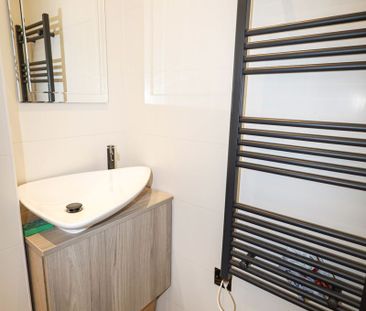 St. Peters Road, Bournemouth - Photo 4