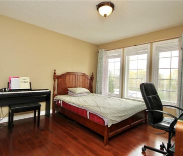 300 Farley Dr, Guelph - Photo 2