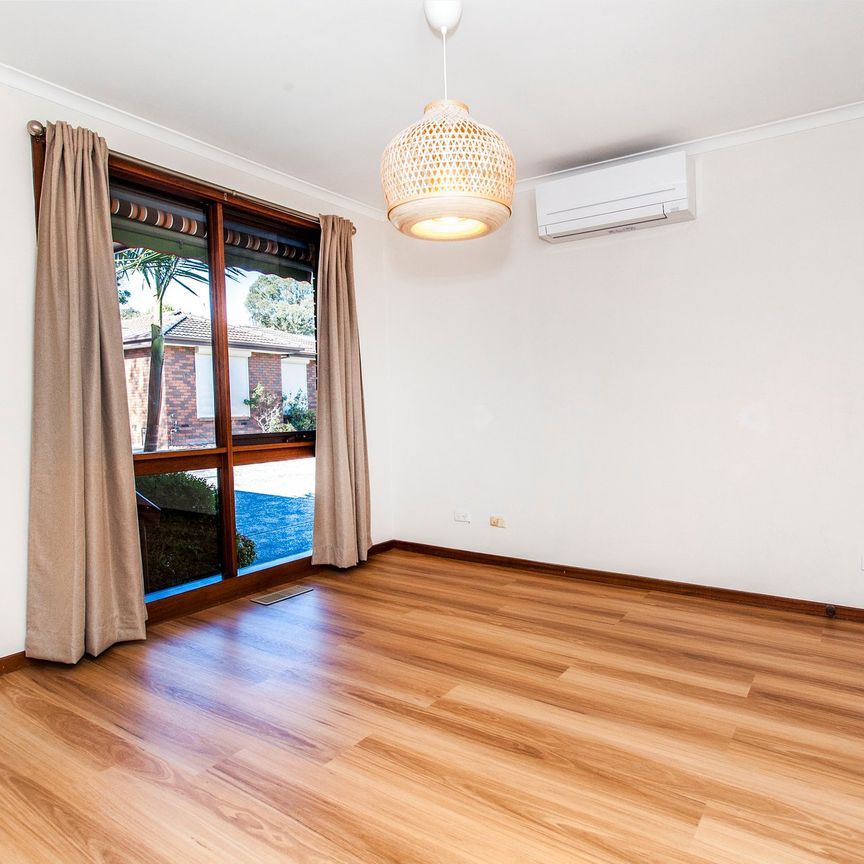 Immaculate 2 Bedroom Unit - Photo 1