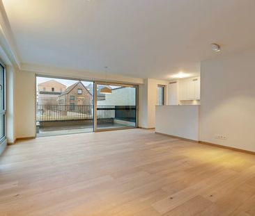 Appartement te huur - Photo 1