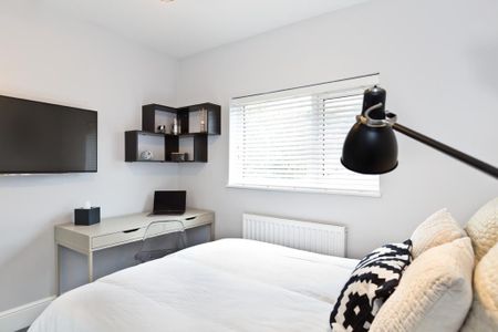 1 bedroom in a house share to rent - Photo 5