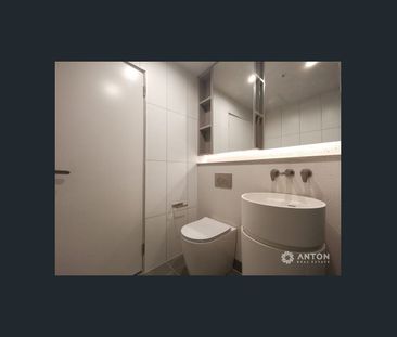 Full Furnished One-bedroom Apartment in 380 Melbourne - Photo 1